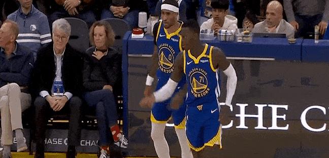 爱游戏入口关于巴塞罗那观众热烈欢呼！，塔图姆迎来十赛季出色发挥比赛高潮迭起的信息